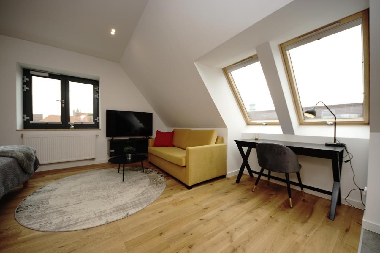 Bh Properties, Apartamenty Teatr Wybrzeze Srodmiescie Danzig Exterior foto