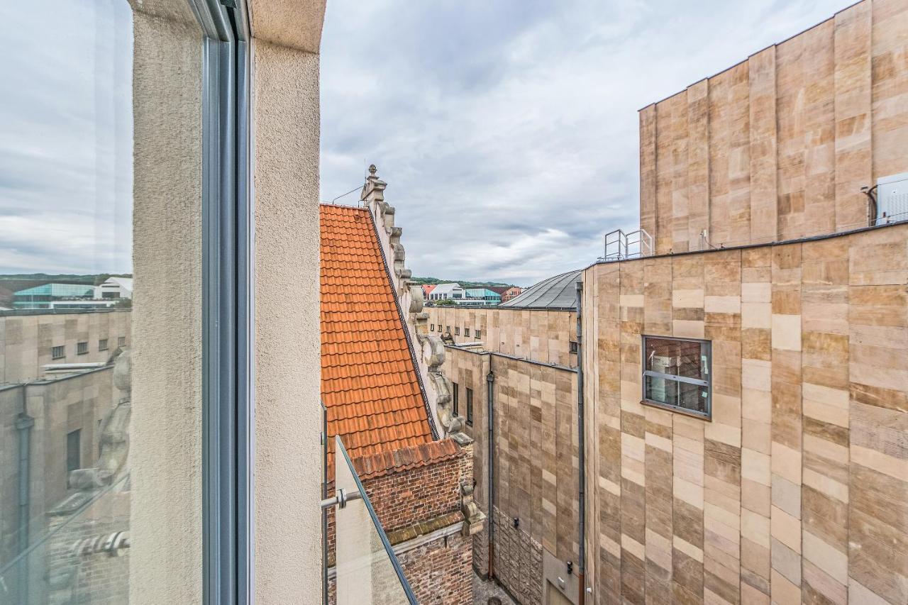 Bh Properties, Apartamenty Teatr Wybrzeze Srodmiescie Danzig Exterior foto